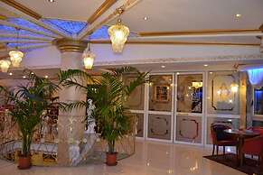 Hotel Don Carlo 4S