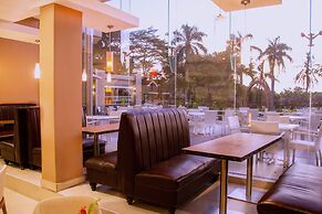Tanga Beach Resort & Spa