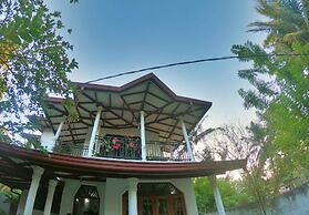 DiNi Galle