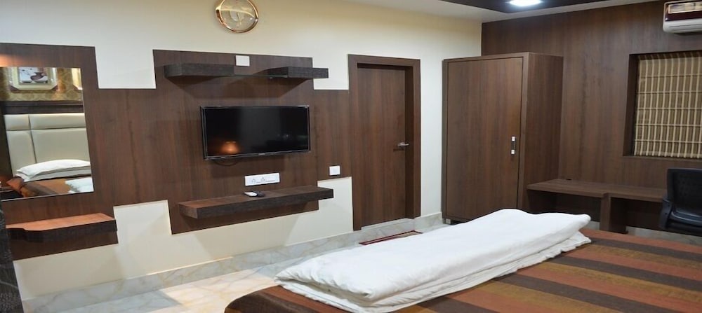 Hotel RK Palace