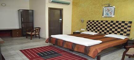 Hotel RK Palace
