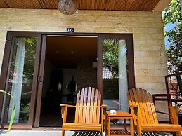 Coral Bay Resort