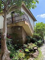 Coral Bay Resort
