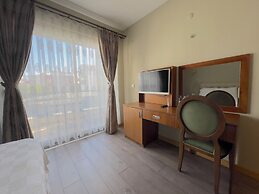 Ala Avsa Otel