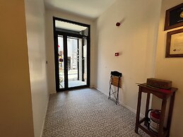 Ala Avsa Otel