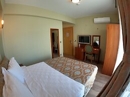 Ala Avsa Otel