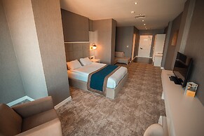 Royal Comfort Hotel