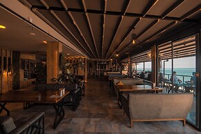 Royal Comfort Hotel