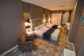 Royal Comfort Hotel