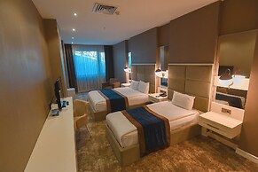 Royal Comfort Hotel