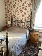 Barons Court
