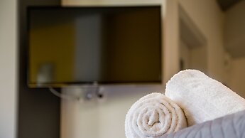 Eternal luxury suites