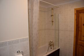 Lochview Guesthouse