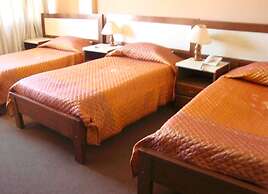 Hostal Versalles