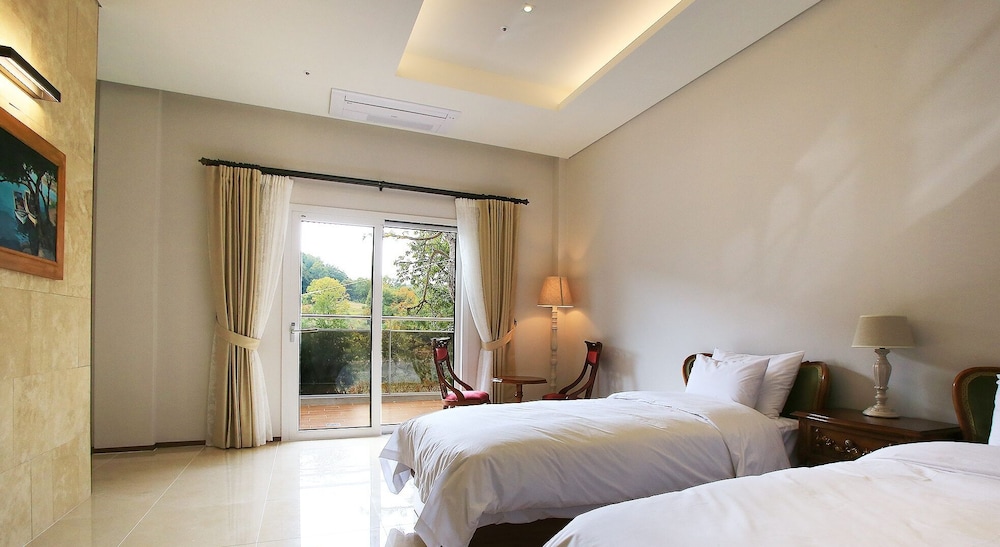 Hotel Gallery