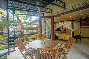Villa Tirta Indah