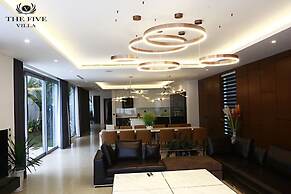 Luxury Yacht Villa