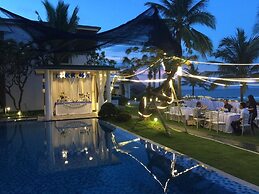 Luxury Yacht Villa