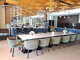 Luxury Yacht Villa