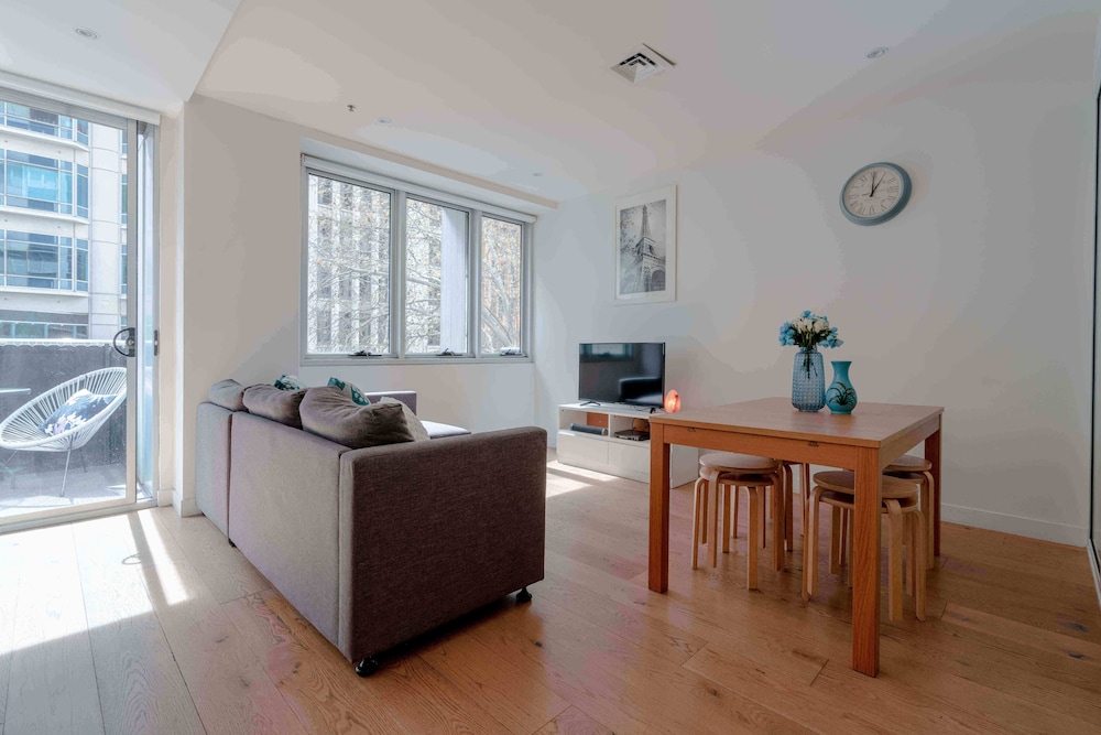 Absolute Collins Apartments