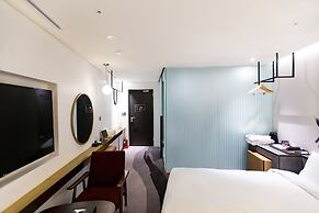 Stayrak Hotel