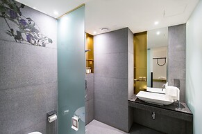Stayrak Hotel