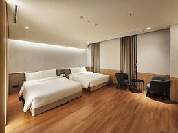 Stayrak Hotel