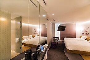 Stayrak Hotel