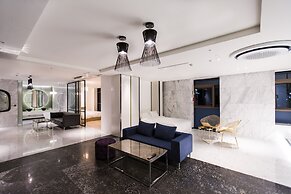 Stayrak Hotel