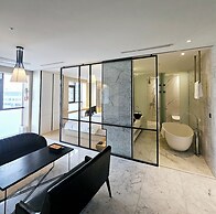 Stayrak Hotel