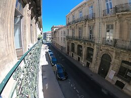 Georges Hostel & Café