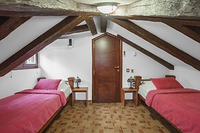 Wine house old town apartments