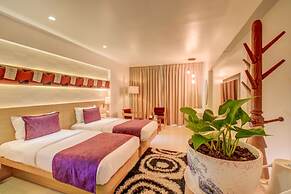 The SSK Solitaire Hotel & Banquets