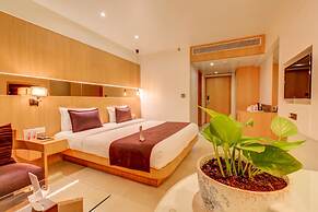 The SSK Solitaire Hotel & Banquets