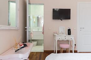 Central View Suite