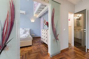 Central View Suite