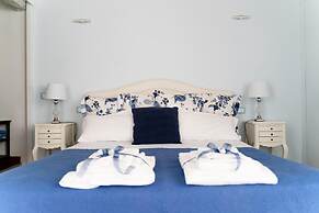 Central View Suite