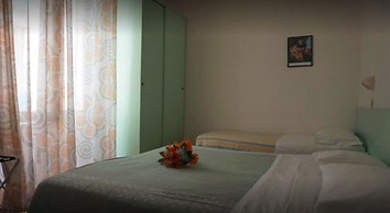 Hotel Aurora