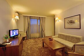 Club Central Hotel