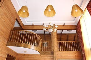 Hotel Aurora Plus