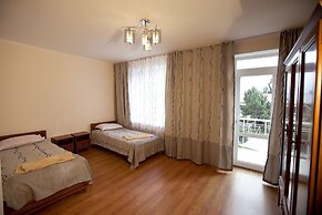 Hotel Aurora Plus