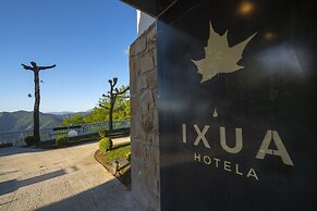 Ixua Hotela