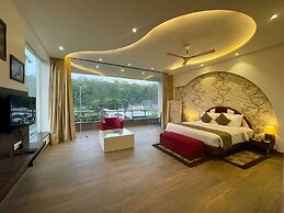 Winsome Resort & Spa