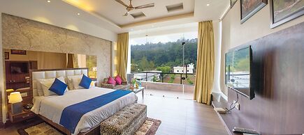 Winsome Resort & Spa