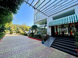Winsome Resort & Spa