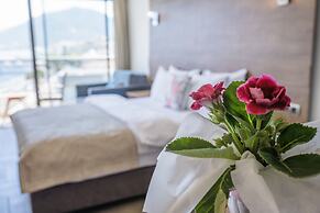 Aurasia Beach Hotel