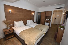 Aurasia Beach Hotel