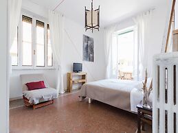 B&B In White