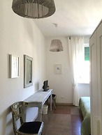 B&B In White