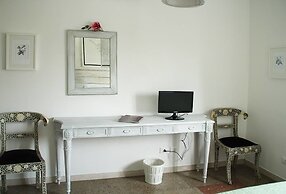 B&B In White